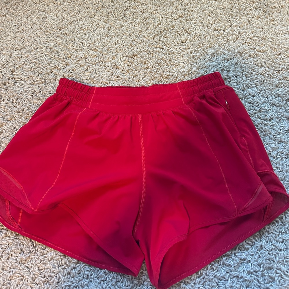 Lululemon Hotty hot shorts